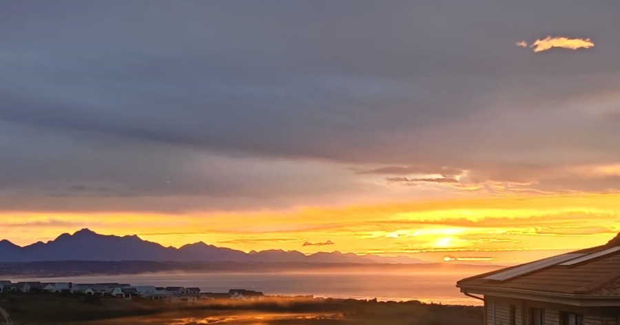 5 Bedroom Property for Sale in Seemeeu Park Western Cape